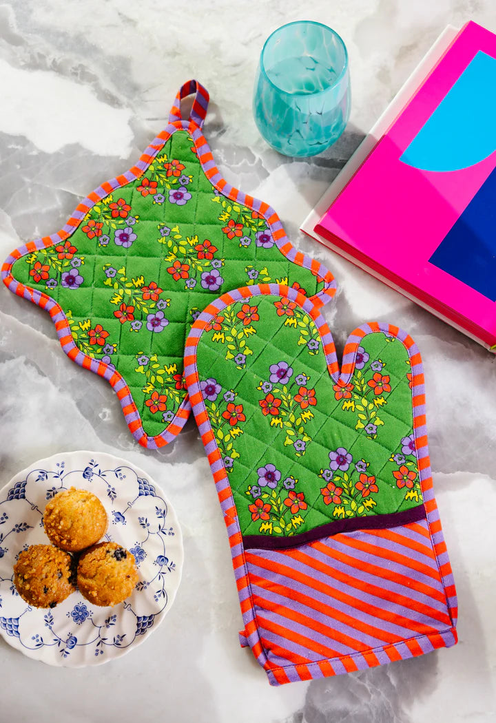 Green Floral Oven Mitt & Pot Holder Set