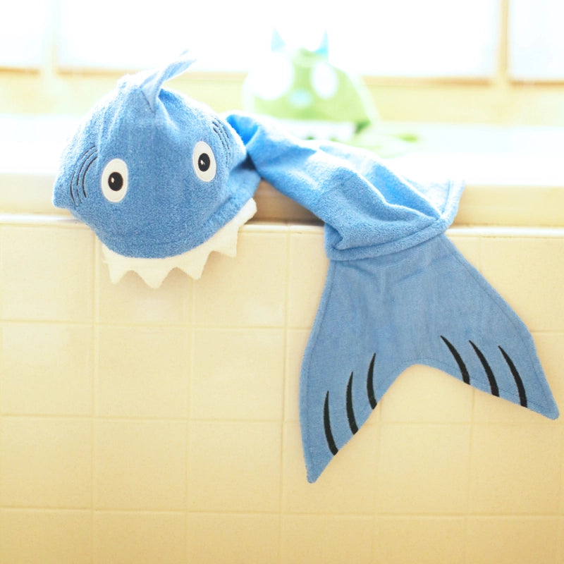 Shark hooded towel for toddlers ages 2 to 8 years old