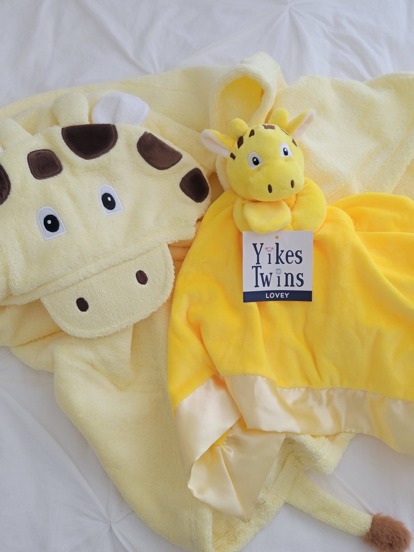 Giraffe Hooded Towel for toddlers ages 2 to 8 years old